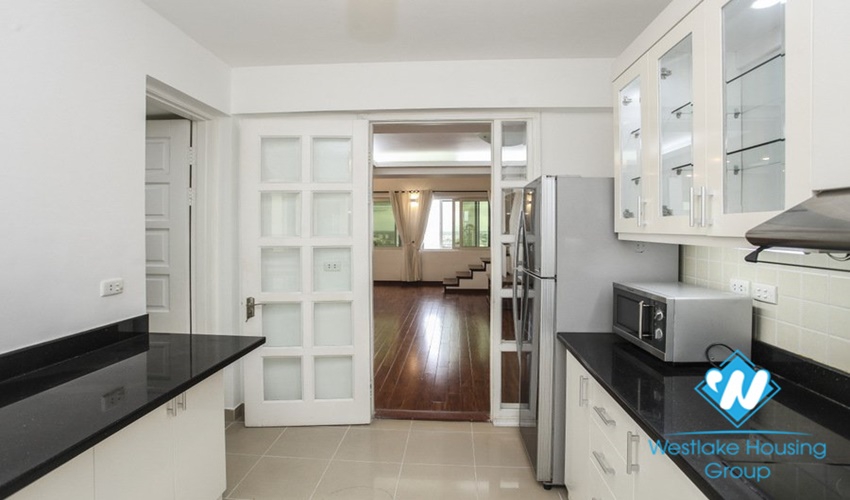 Beautiful and modern penthouse for rent in Ciputra, Tay Ho, Ha Noi